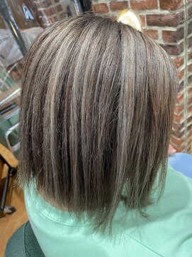 チップタップ 町田店(tip top) メリハリ白髪ぼかしハイライト×憧れのアッシュグレージュカラー