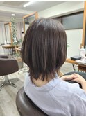 外ハネミディアムボブ
