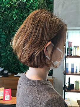 モスト ブリヤン(MOST BURYAN) 襟足ギリギリのボブスタイル