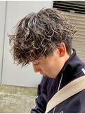 ダークアッシュニュアンスパーマ韓国マッシュベリーショート