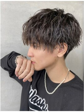 ロンド アンブル 四条烏丸(Lond ambre) 【Lond ambre】萱原大幹 波巻きパーマ/ツーブロック/黒髪T