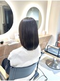 まとまりボブ　切りっぱなしボブ　ボブカット