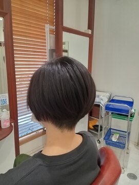 美容室ぬばたま 練馬店 ソフト刈り上げショートスタイル