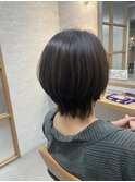 ショートすぎないミディショート　コンパクトショート