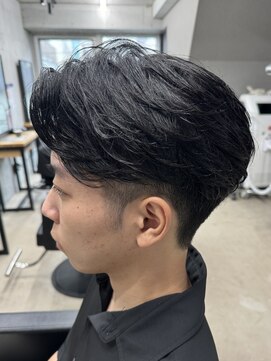 フイ 代々木(Hui) ハイトーンカラー/マッシュパーマ/アースカラー/men's/