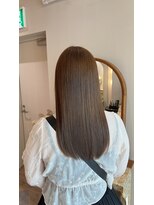 アンド ラ ブランシュ(&.La Blanche)&nbsp;ワンレン/ベージュ/ブラウンカラー/小顔/髪質改善