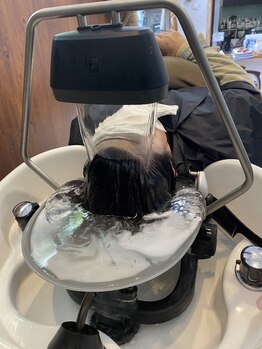 ロハスヘアースマイル アルプス通店(Lohas Hair Smile)の写真/【カット＋頭浸浴＋ローズ・よもぎ薫るヘッドスパ￥8,000】思わず眠ってしまう極上の癒し体験を…♪