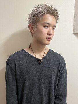 マジコ 原宿(Magico) スパイキーショート/ベージュカラー/ブリーチ/ダブルカラー/原宿