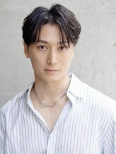 男性スタッフが多数在籍の強み、大濠、荒戸、大手門でのメンズカットはARENDの男性スタッフにお任せ下さい