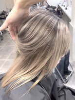 アンダーバーホワイト 広島 本通店(_WHITE)&nbsp;広島バレイヤージュ