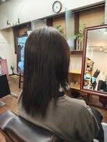 ヘアーサロンアキノ ミディアムストレート