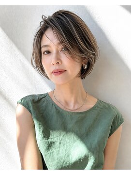 アッシュ 学芸大学店(Ash) ショートボブ/ハイライト/おとな女性/アッシュグレイ/脱白髪染め