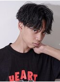 センターパート×無造作スパイラル