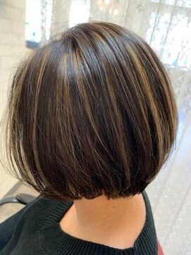 ロマンヤカタ ファース(ROMAN YAKATA fars) ショートボブ　ケアブリーチ　ハイライトカラー＠田代2/28