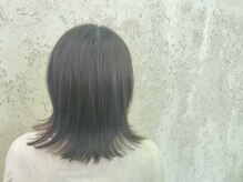 優しい時間の雰囲気（髪に潤いと体力を与え、頭皮にも優しい髪質改善カラー）