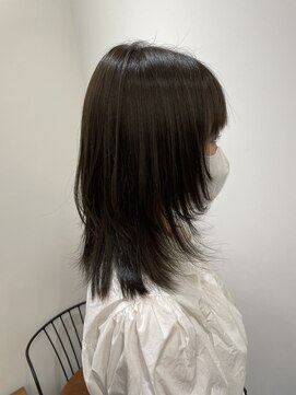 リリアーナ(LILIANA) 韓国 レイヤーカット 池袋 透明感カラー イルミナカラー 前髪