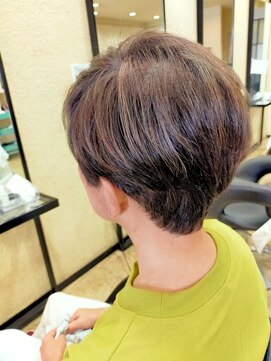 エイチ エアー ダヴ H air DAV調布北口 白髪ぼかしハイライトメッシュ