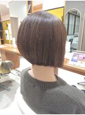 前下がりボブ/美シルエット/ナチュラルブラウン/ハイライト