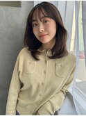 絶妙ベージュカラー×セミロング