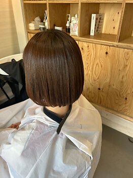 ラセッタ(La Setta)の写真/有効な原料を濃厚に使った匠のトリートメント。プロが厳選した薬剤で柔らかいうるツヤ髪に仕上げます。