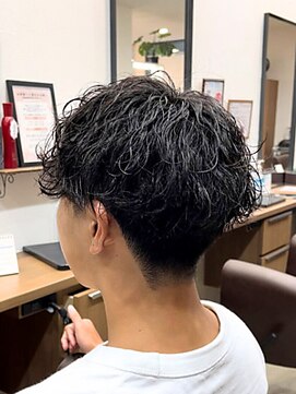 ルシード スタイル リコット(Lucido Style Ricotto) 波巻きスパイラルパーマメンズパーマメンズカットマッシュヘア