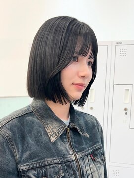 ニトバイアンキシム(nit by ahnkism) ボブミルクティーベージュブリーチダブルカラー堀江