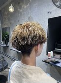 ブリーチ毛でもしっかり波打ち感!周りと差をつける波パーマ!!