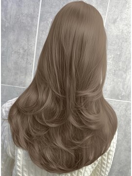 アマトウキョウスマートサロン(AMA TOKYO×Smart Salon) ヘーゼルベージュ　ブリーチなし　レイヤーカット　海外風