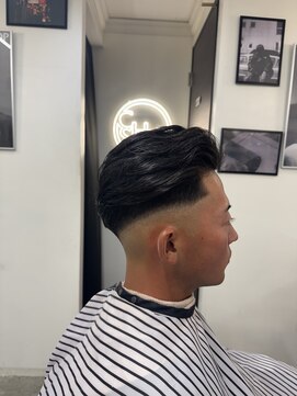 ザチョップショップ キチジョウジ(THE CHOP SHOP KICHIJOJI) フェード　スキンフェード　バーバー　メンズカット　メンズヘア