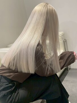 ベレーザ 渋谷(BELEZA) 17542全頭ブリーチダブルカラーハイレイヤーカット金髪ブロンド