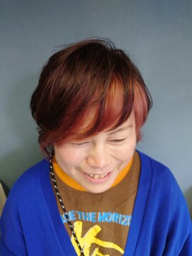 ヘアーメイク ヴァンセット HAIR & MAKE VINGT-SEPT 白髪ぼかしダブルカラー ショートヘア