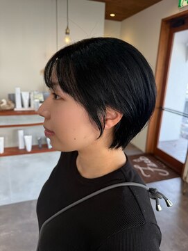 フェット(Fete) コンパクトショートボブ×自然ブラック