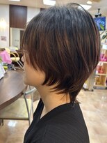 ヴィアーレ(VIALE)&nbsp;ウルフカット
