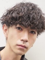 フィフス 大分(fifth)&nbsp;大分波巻きスパイラルパーマメンズカットラウンドマッシュつよめ