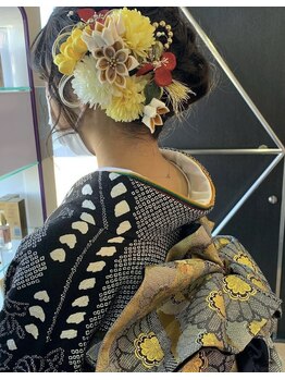 ヘアーズクリエーション ザップ太田店(HAIR'S CREATION)の写真/成人式・前撮りヘアセットは上品アップスタイルで。振袖着付やメイクも対応可能!