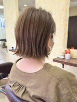 アンビエンス(ambience) 耳にかける方におすすめ、キレイなぱっつんボブ【妙典/千葉】