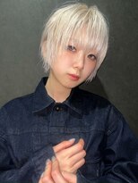 エイチ(H)&nbsp;クールショート/ホワイトブロンド/ハイトーン/ブリーチ/透明感