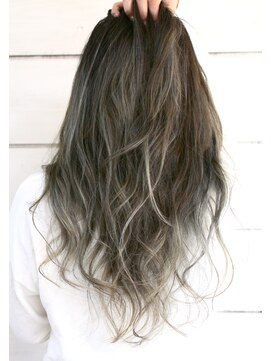 ヨッカ(YOCCA) レイヤー＋ハイライト＋イルミナブルー系