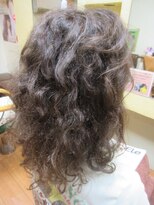 ヨシユキコンディショニング&nbsp;ダメージレスな縮毛矯正「強いくせ毛～ダメージ毛まで対応」31７