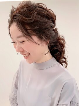 フォセット(fossette) エレガントポニー