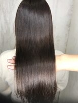 アンフィドットドゥルドゥ(AnFye.dueldo)&nbsp;【AnFye.dueldo】するんとしたなめらかな艶髪♪