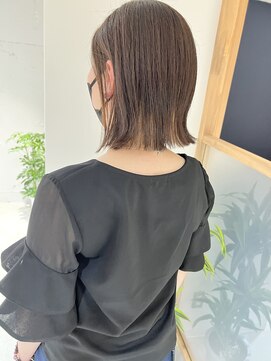 ラミエ バイ メルト 吉祥寺(lamie by melt) *滝田*ぷつっと切りっぱなしボブ インナーカラー 20代30代40代