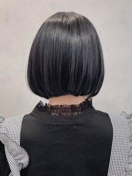 ノワ 三鷹店(Nowa) ブルーブラック×ミニボブ