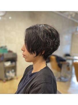 ヘアーサロン タカヒロ(Hair Salon TAKAHIRO) 癖毛を活かしたショートヘア