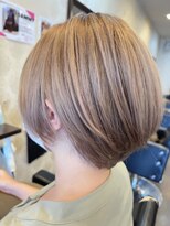 フィオーラ(Fiora)&nbsp;透明感ミルクティーベージュ