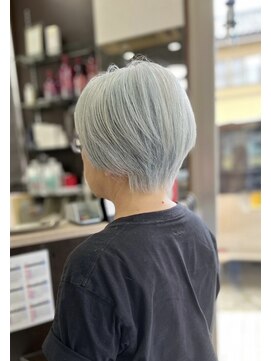 びゃんびゃん 浅水本店 グレイヘア/ショート/白髪ぼかし/イメチェン/似合わせカット