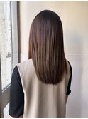 ストレートセミロングスタイル