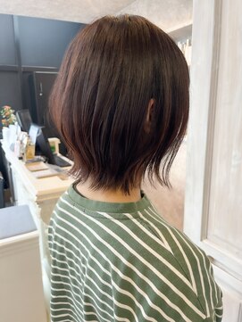 キャアリー(Caary) 福山人気10代20代30代ラズベリーブラウン外ハネボブ軽め艶髪美髪