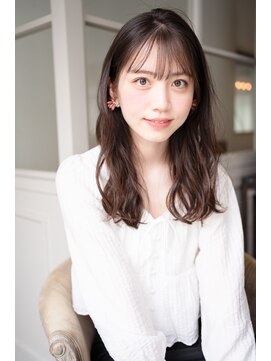 マグノリア オモテサンドウ(MAGNOLiA Omotesando) エアウェーブで作る甘めスパイラル・・・HINATA