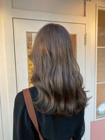 スペックホルダーミミ(Spec Holder mimi) 暗めカラーモカグレージュウェーブ